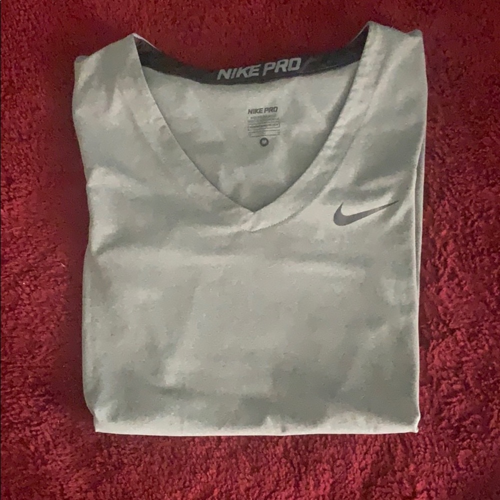 Nike dri fit short sleeve top